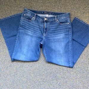 Women’s Bootcut/ Flare Jeans
